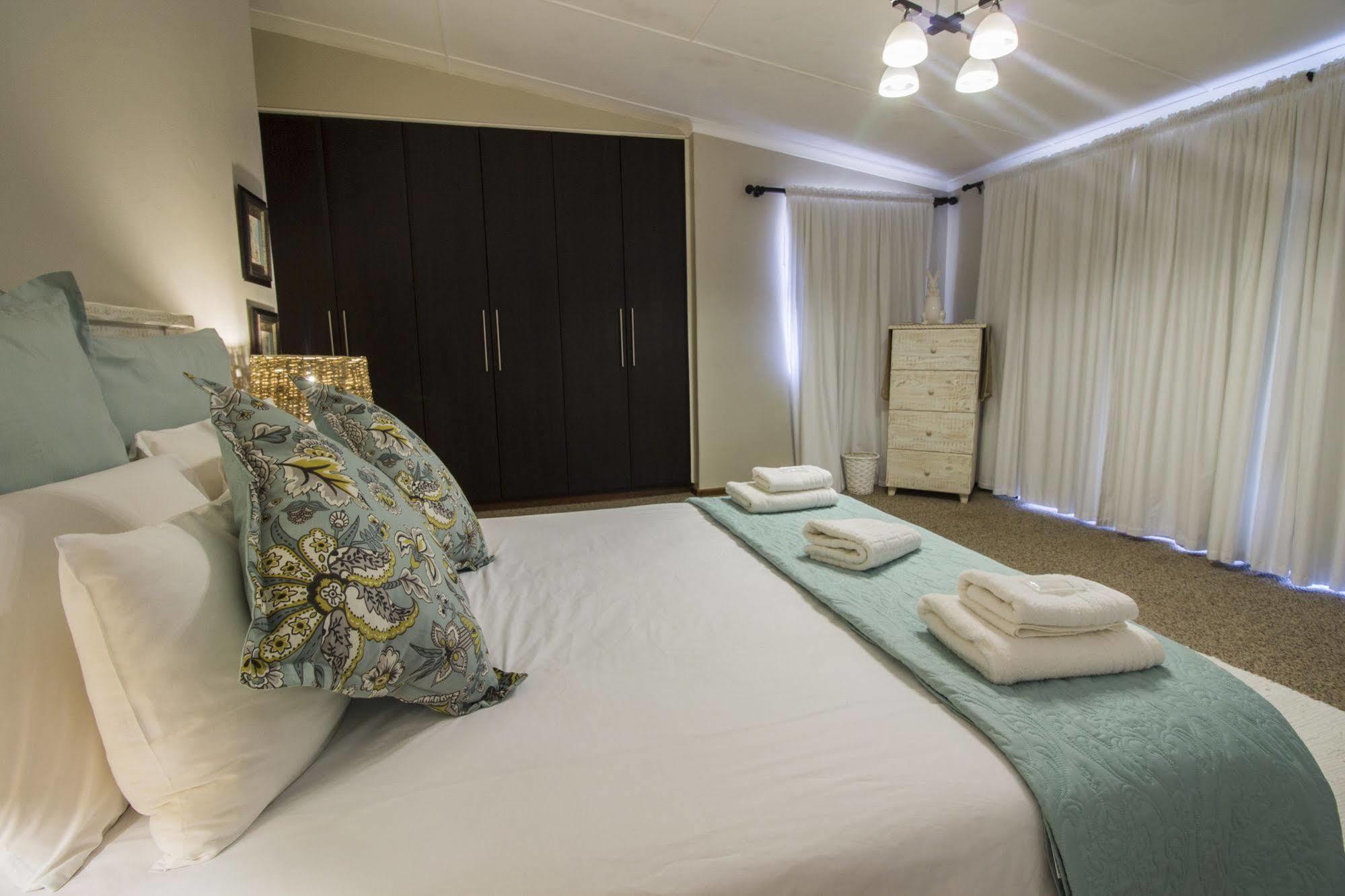 Madiolyn Jeffreys Bay Exterior foto